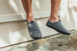 OluKai Mahana Slippers - Men's -Outdoor Product Sales 5da98ea6 dd6f 4462 865e db3d7dd1db3d