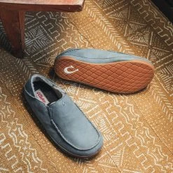 OluKai Kipuka Hulu Slippers - Men's -Outdoor Product Sales 65bc3b59 e886 4bb2 9a09 d95dbd992ed3